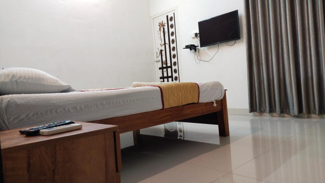 Ripples Service Villas Kollam Buitenkant foto